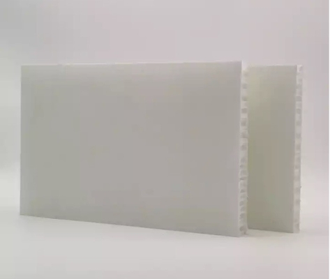 A fibra de vidro de pouco peso personalizada do polipropileno reforçou o painel do favo de mel para Shuttering plástico