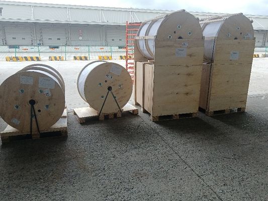 Espessura Variável Membro FRP Personalizável Retangular Personalizado Leve Comparado Ao Aço Material Durável Adequado Para Industrial